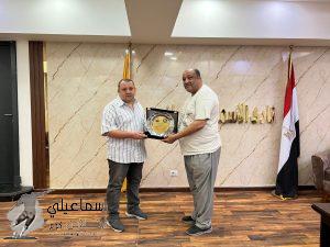 6001DC3E-EDB7-450D-87BA-2B57009138B0