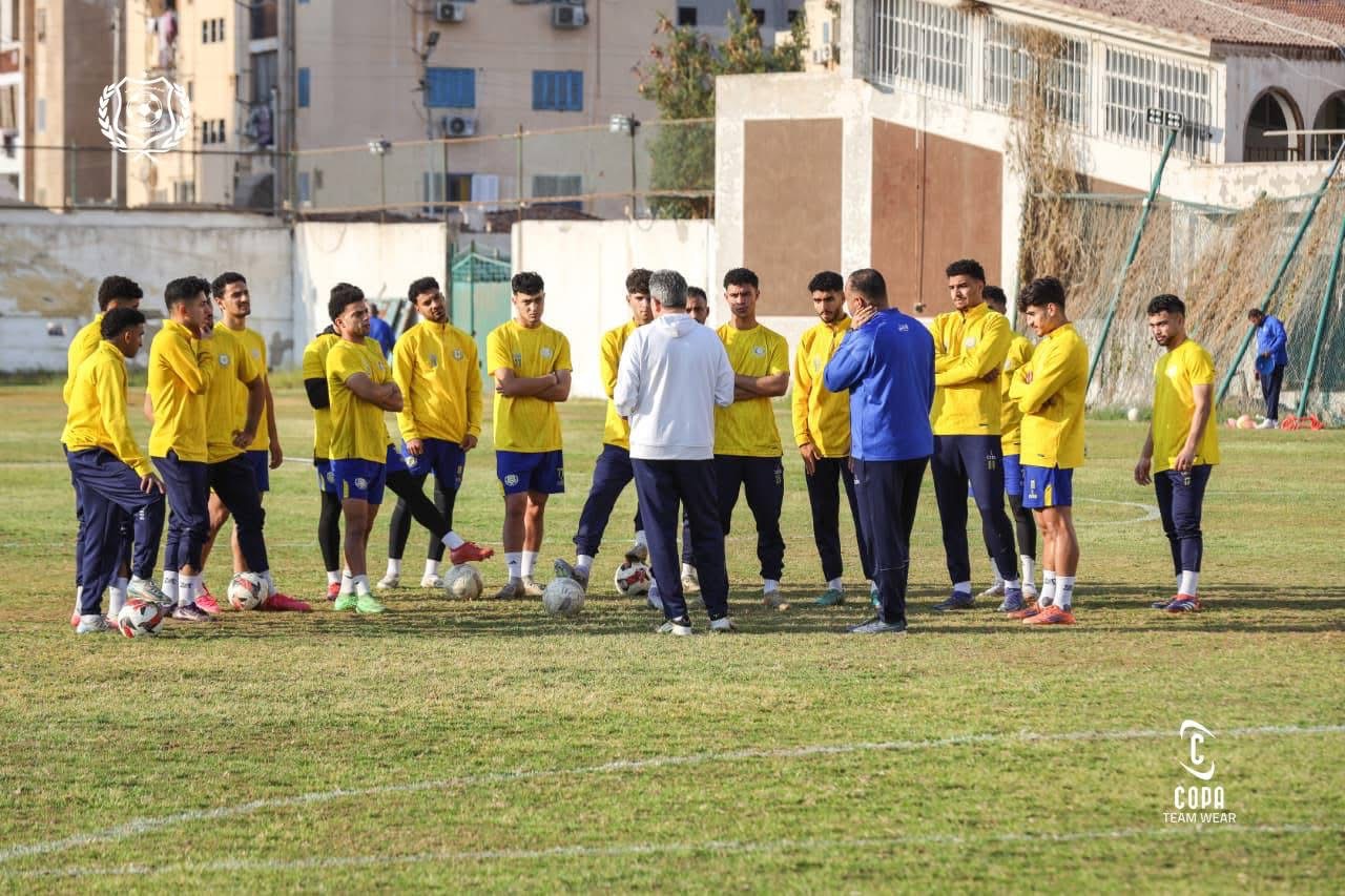 بتركيز “موقعة الجيش”.. الإسماعيلي يواصل تدريباته على الملعب الفرعي تحت حصار الصيانة