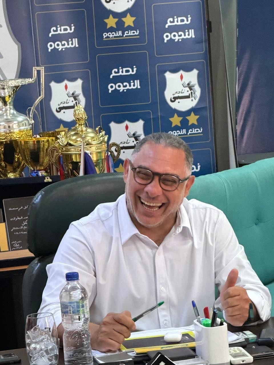 أيمن الشريعي يساهم في حملة دعم الإسماعيلي