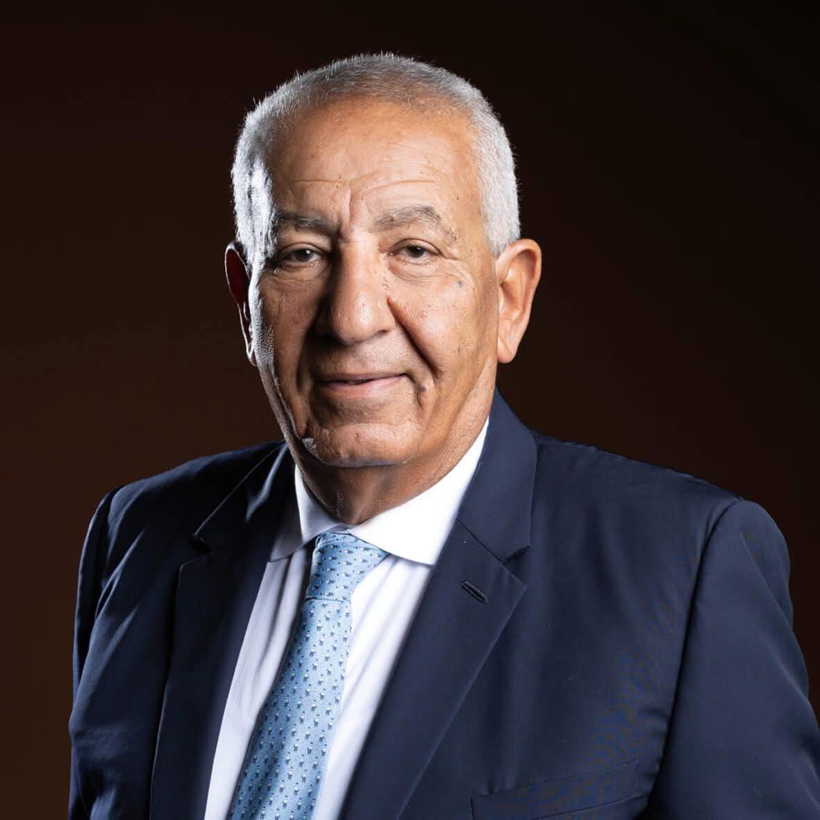 كامل أبو علي يدعم الإسماعيلي بـ200 ألف جنيه.. وترقب لمساهمة جديدة خلال أيام