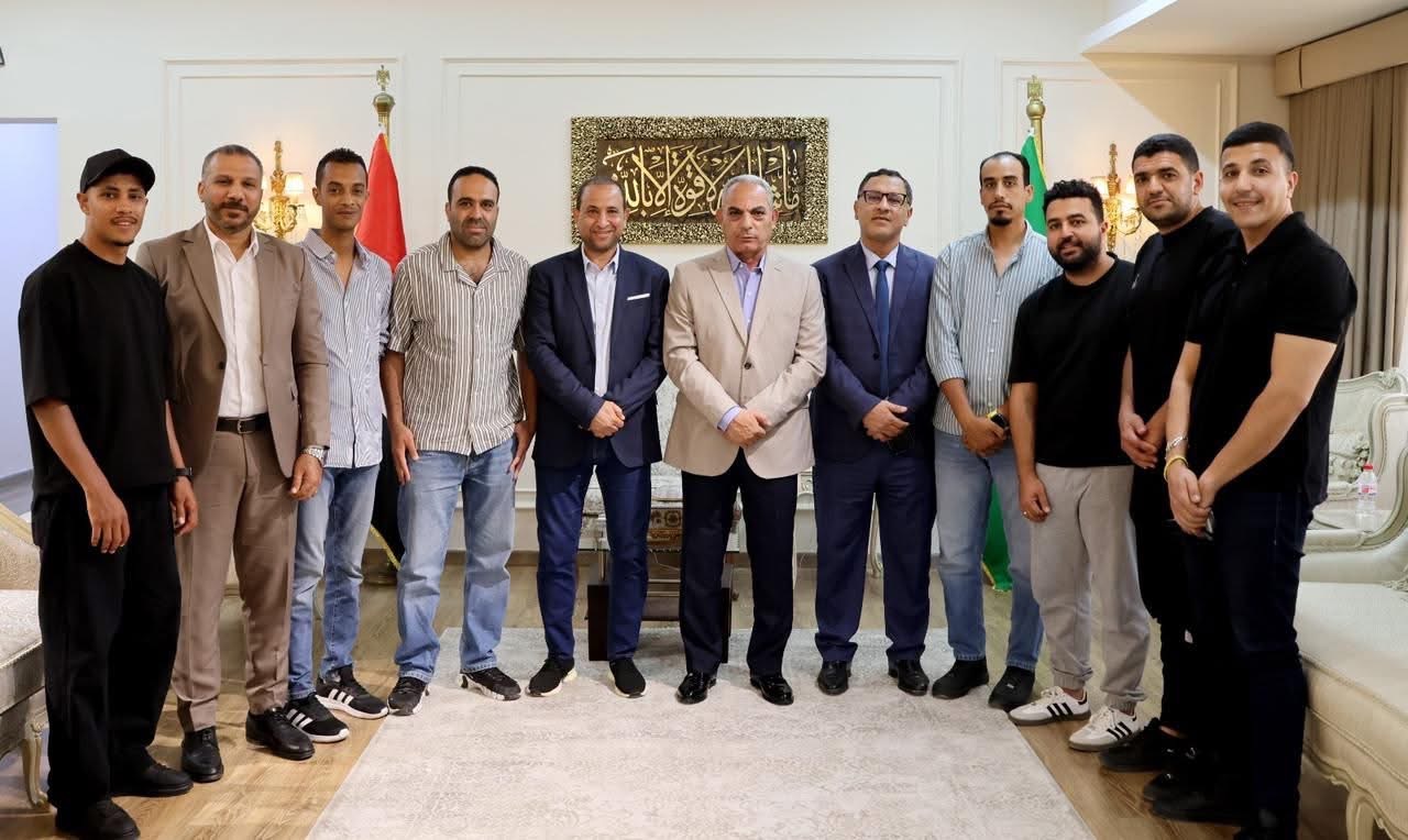 محافظ الإسماعيلية: ما يحدث حول الإسماعيلي نموذج مشرف للانتماء والوفاء
